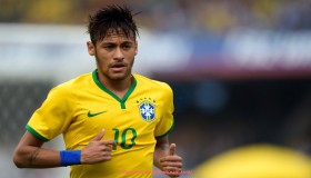 玩球直播-火箭队中锋内内球员高清照片及数据统计