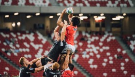 玩球直播-包含篮球训练中“短距离冲刺变向”如何提升对抗效率？的词条